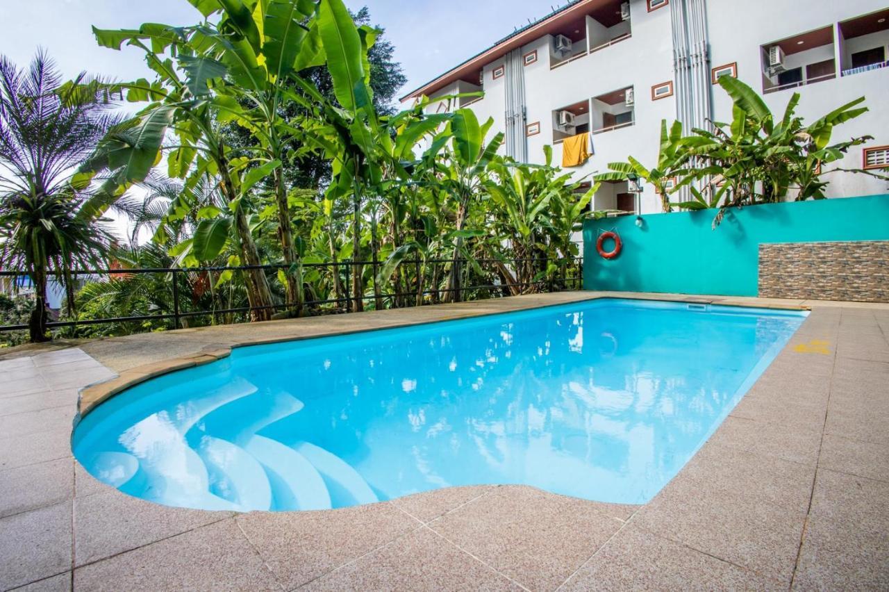 Riviera Patong 호텔 외부 사진