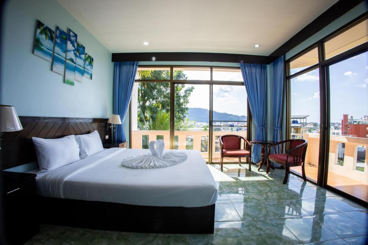 Riviera Patong 호텔 외부 사진